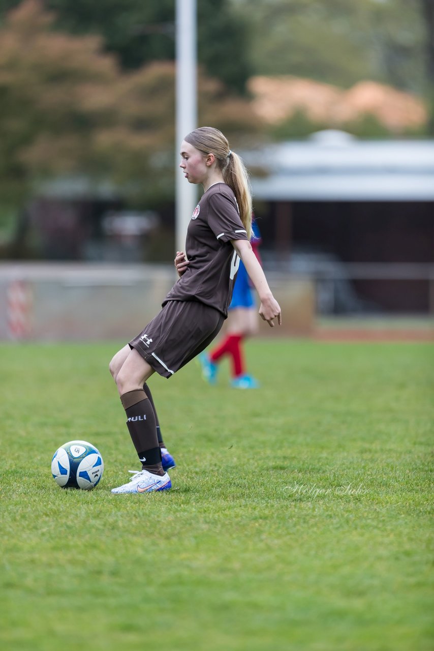 Bild 77 - wCJ VfL Pinneberg3 - St.Pauli : Ergebnis: 2:1